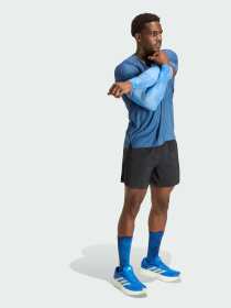 Спортивная футболка Adidas модель JY9744 Спортивная футболка Adidas модель JY9744 Фото