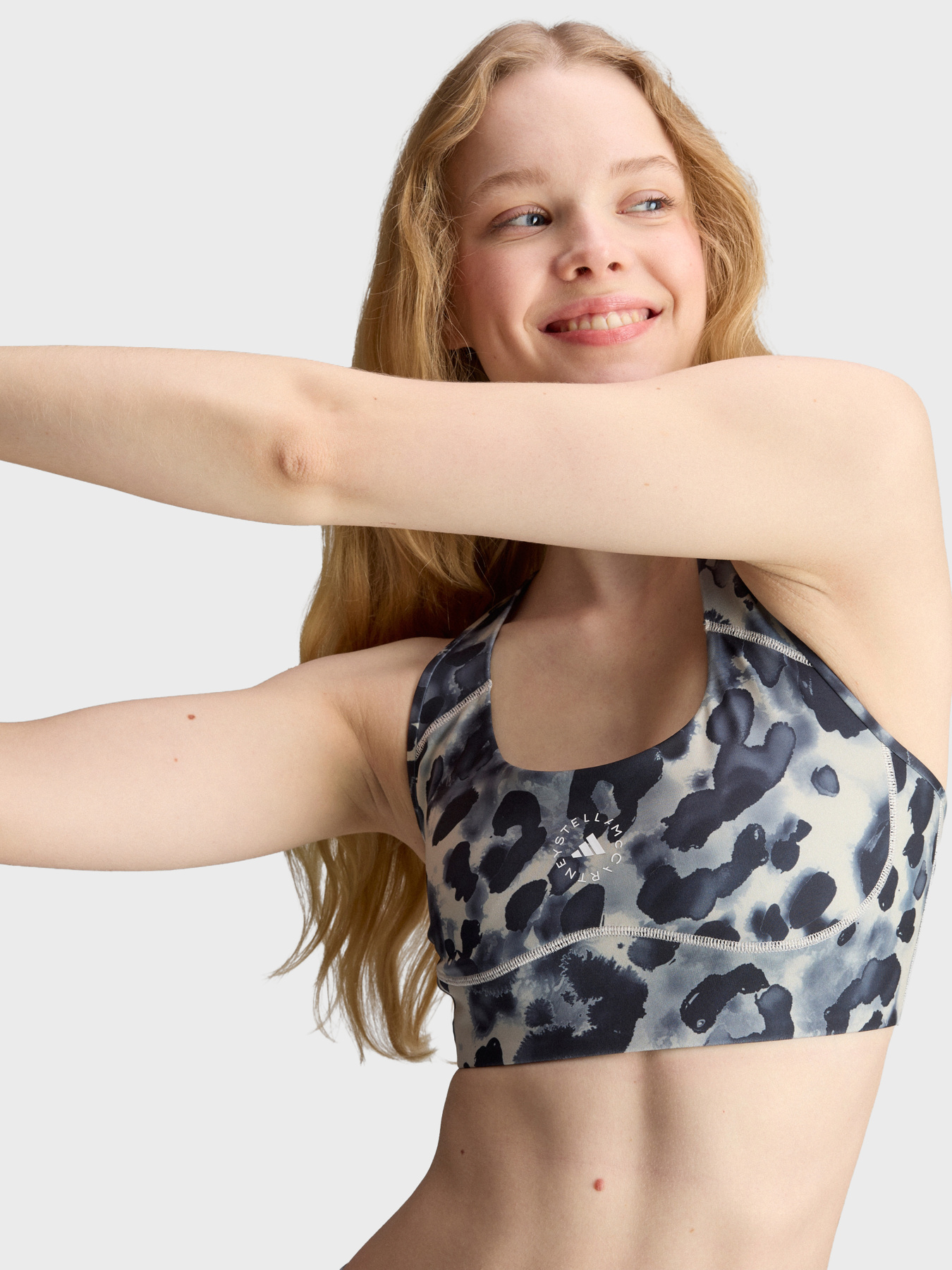 Спортивний топ Adidas модель JY8168 Фото