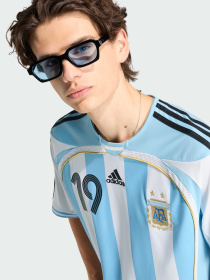 Футболка Adidas модель JN3708 Футболка Adidas модель JN3708 Фото