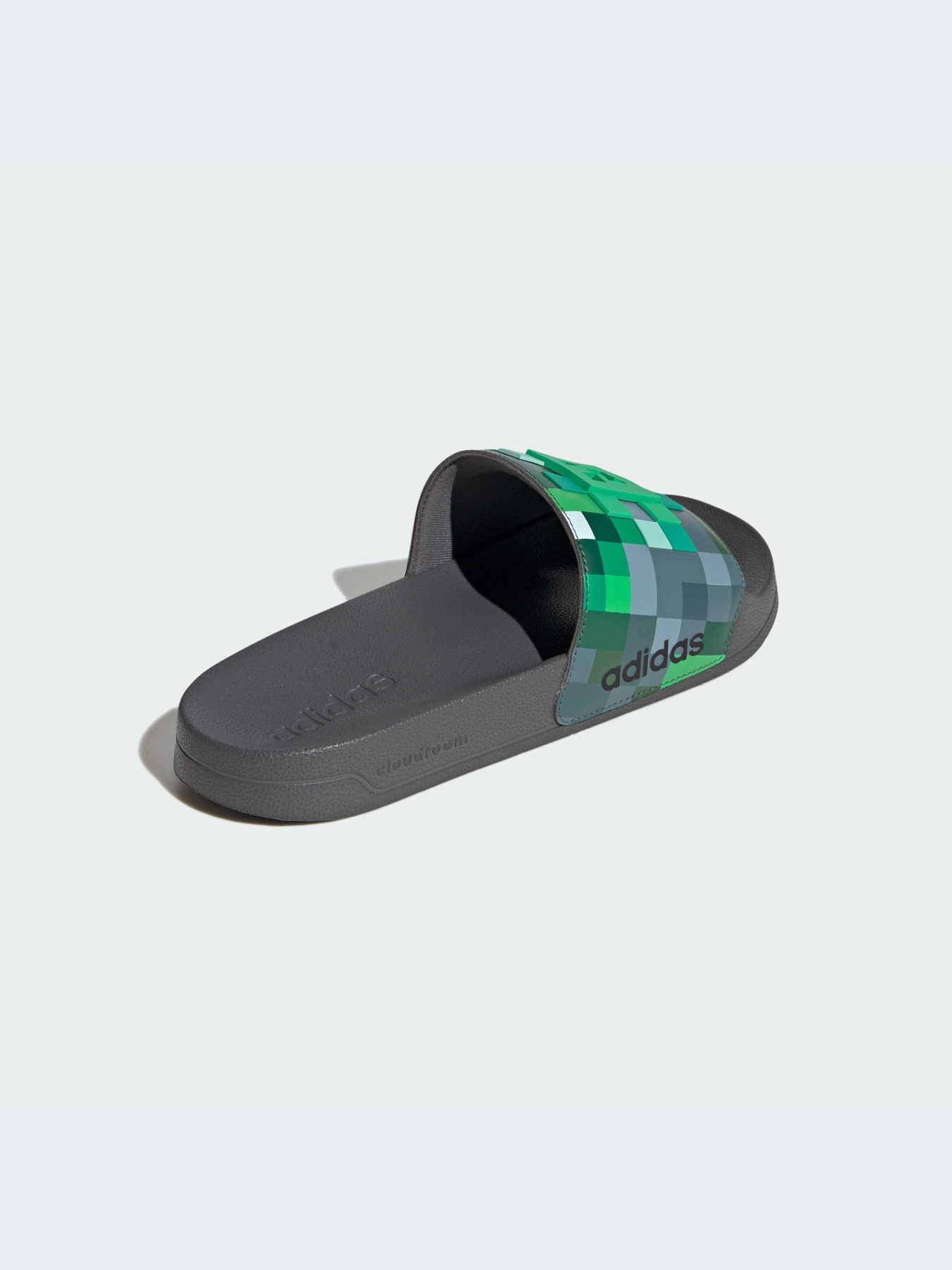 Шлёпанцы Adidas Adilette модель HQ2585-KZ Шлёпанцы Adidas Adilette модель HQ2585-KZ Фото