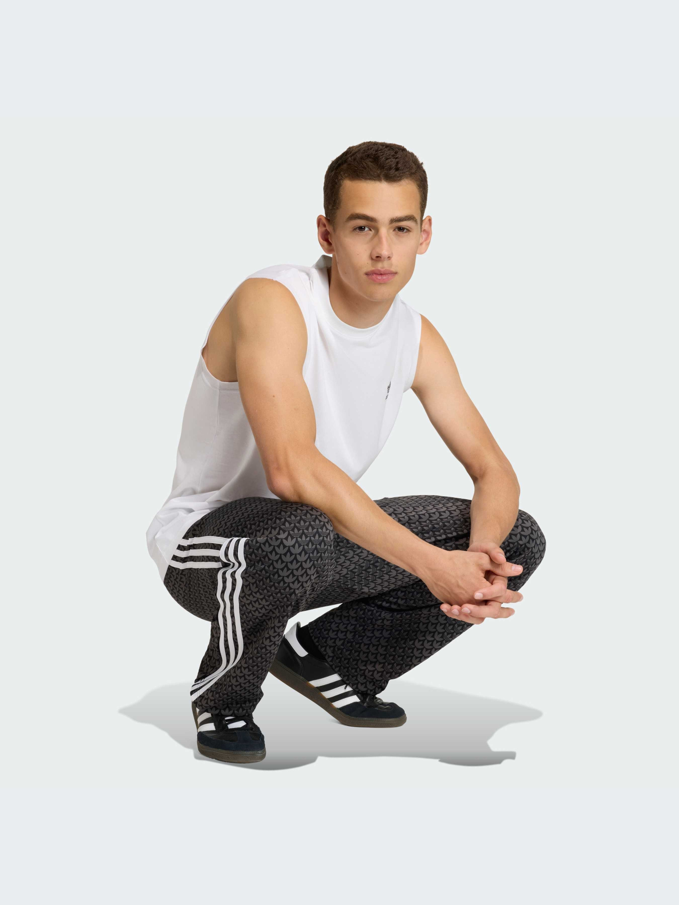 Брюки Adidas модель KC9159-KZ Брюки Adidas модель KC9159-KZ Фото