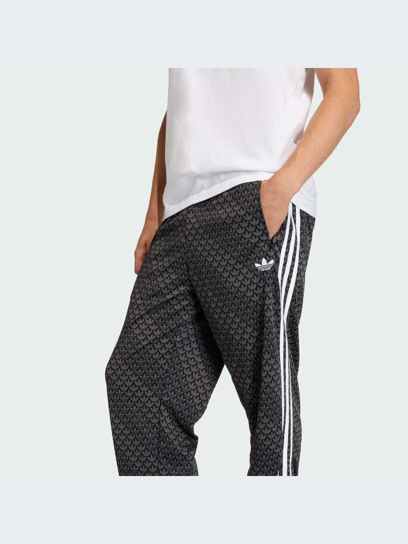Брюки Adidas модель KC9159-KZ Брюки Adidas модель KC9159-KZ Фото