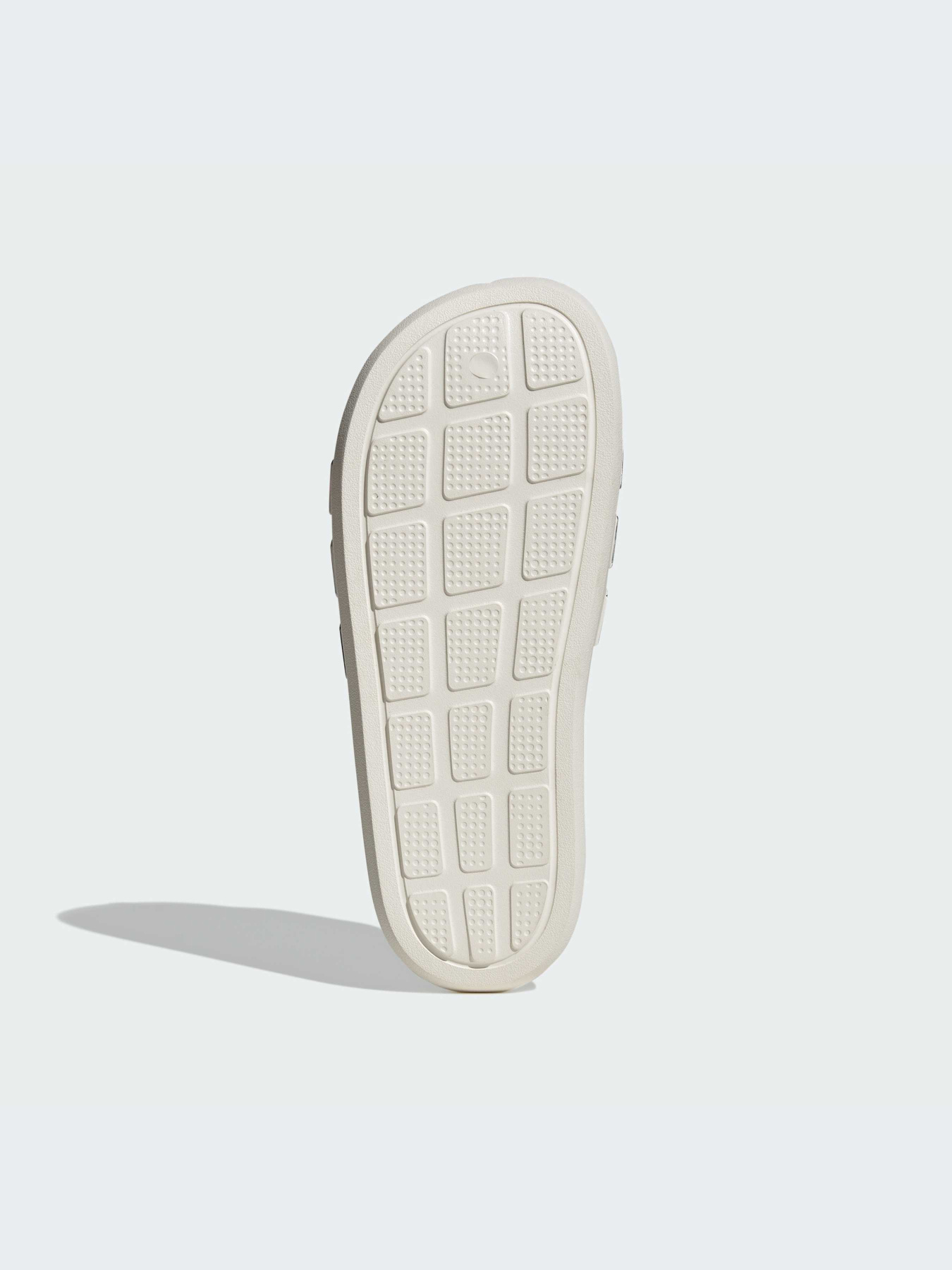 Шлёпанцы Adidas Adilette модель IG6858-KZ Шлёпанцы Adidas Adilette модель IG6858-KZ Фото