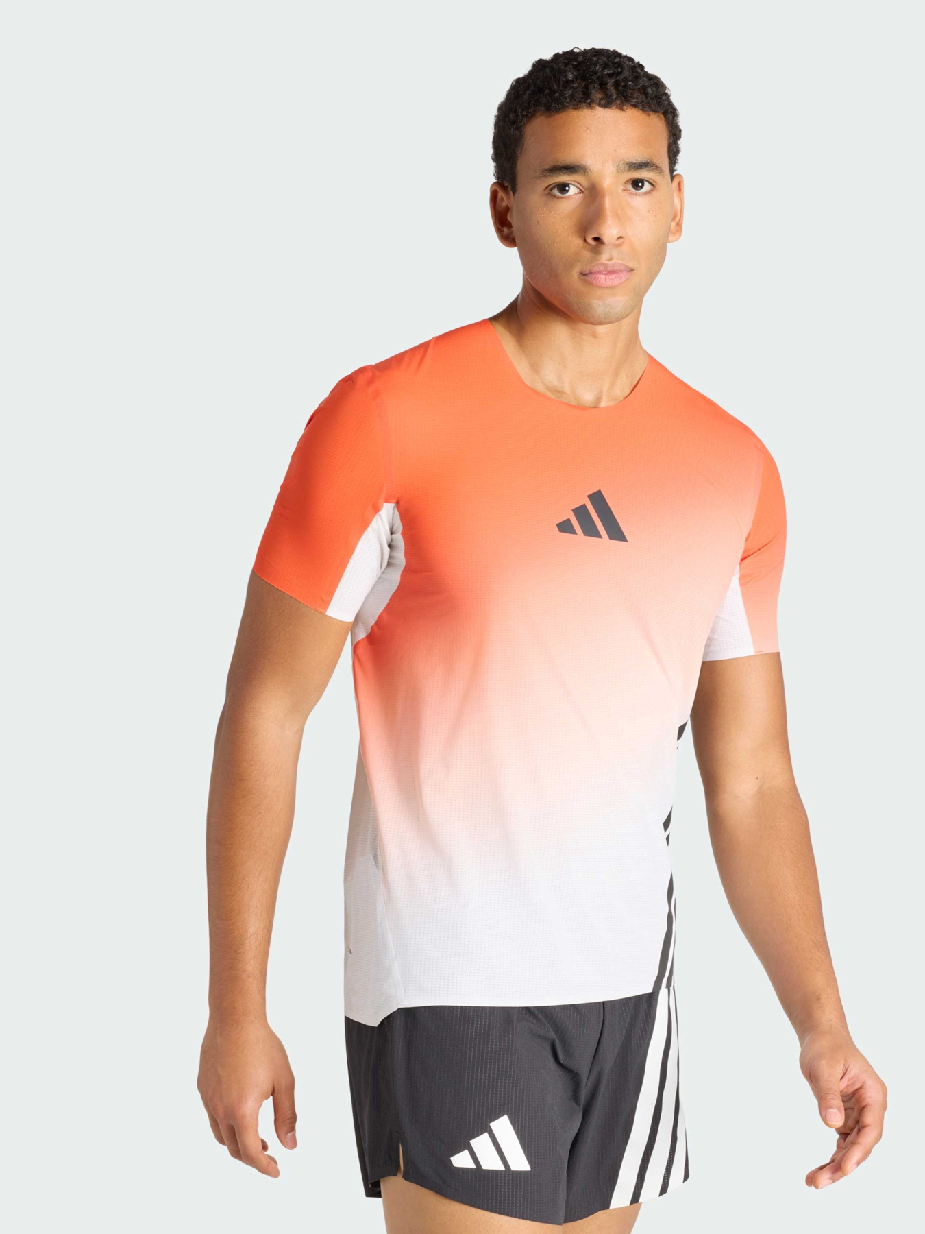 Спортивна футболка Adidas модель JV9036 Спортивна футболка Adidas модель JV9036 Фото