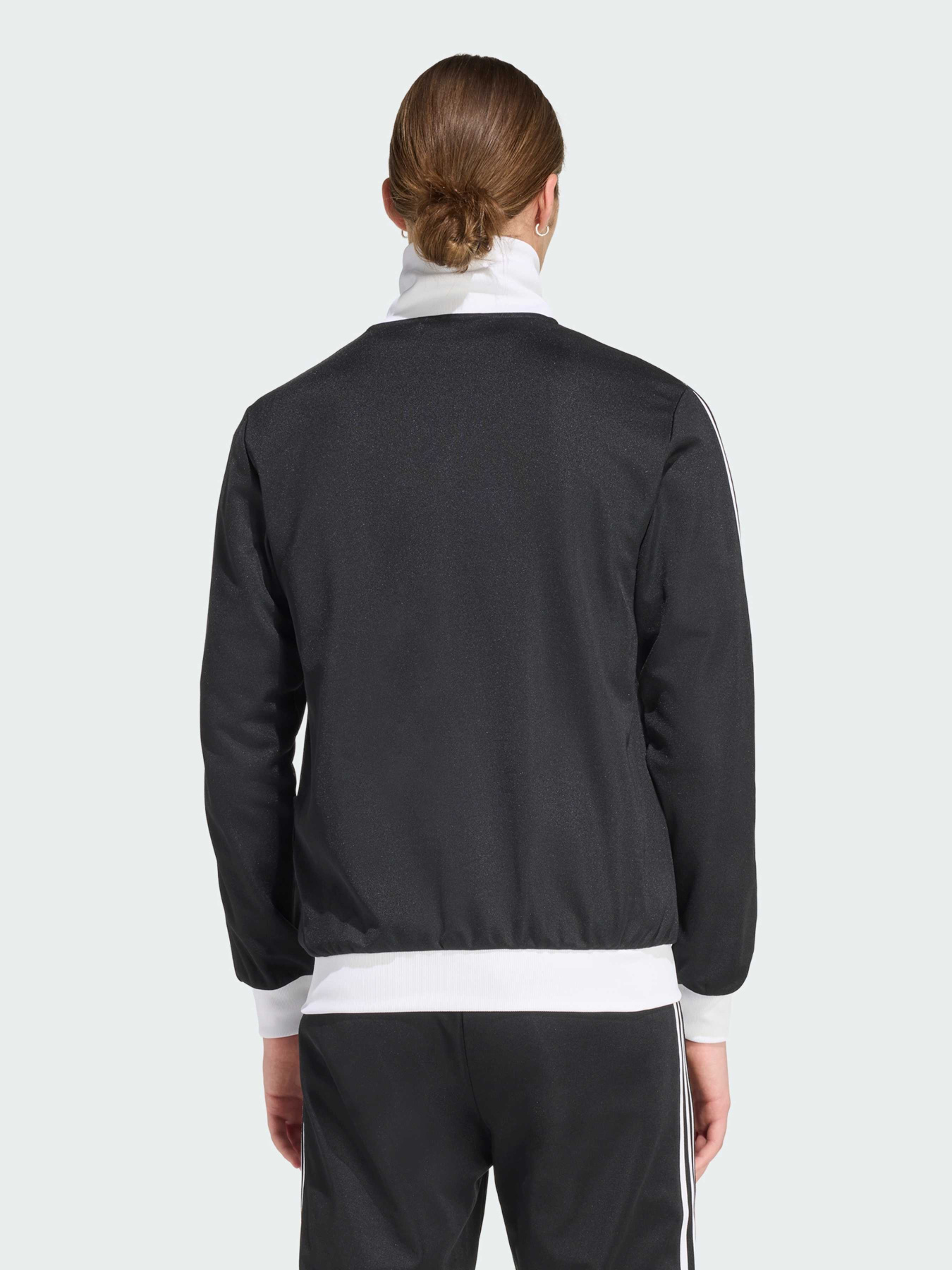 Кофта Adidas Adicolor модель KE3527 Кофта Adidas Adicolor модель KE3527 Фото