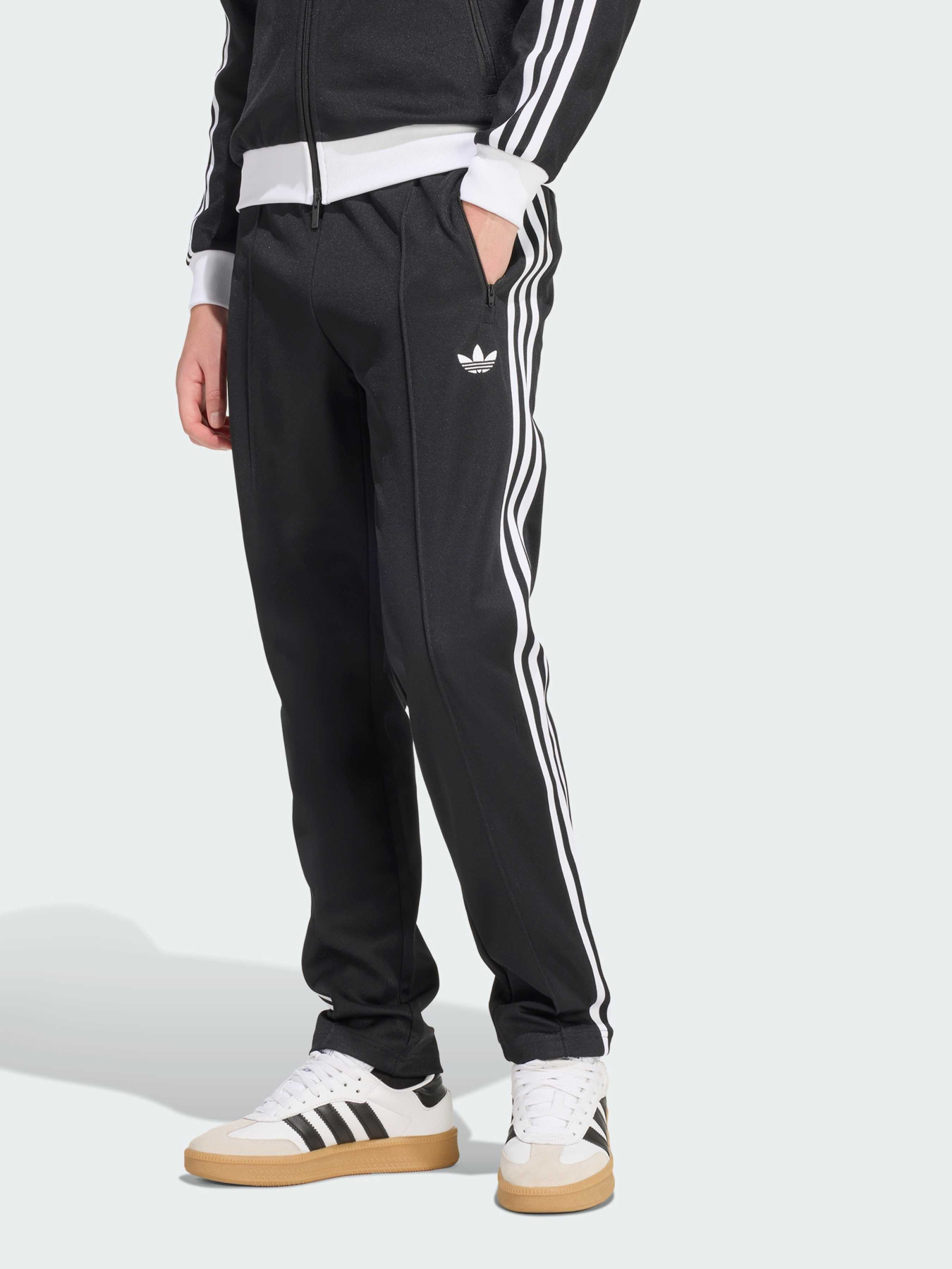 Повсякденні штани Adidas Adicolor модель KE3530 Фото