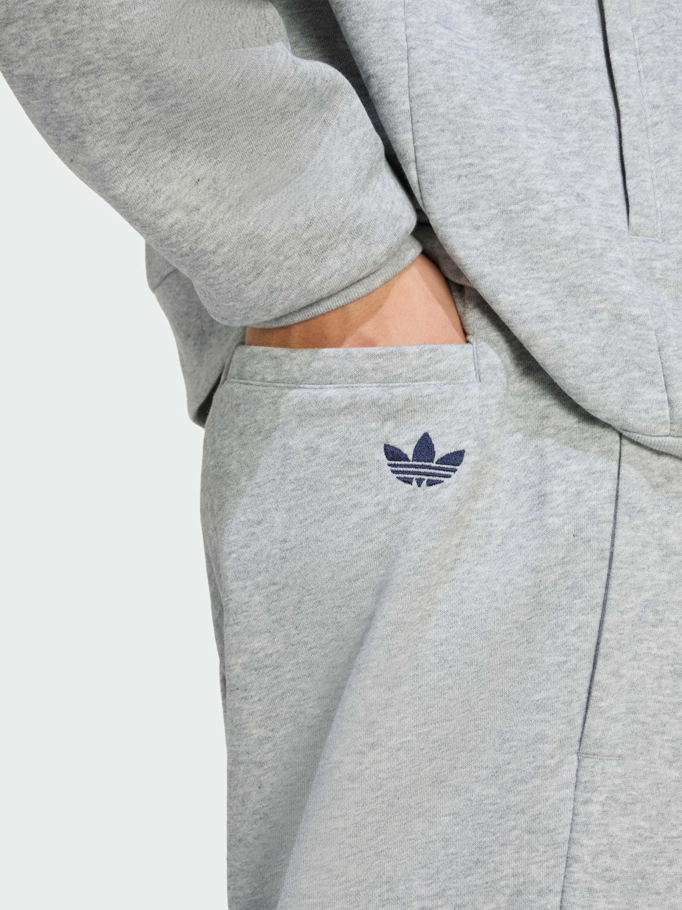 Повседневные штаны Adidas Graphics модель KE2241 Фото