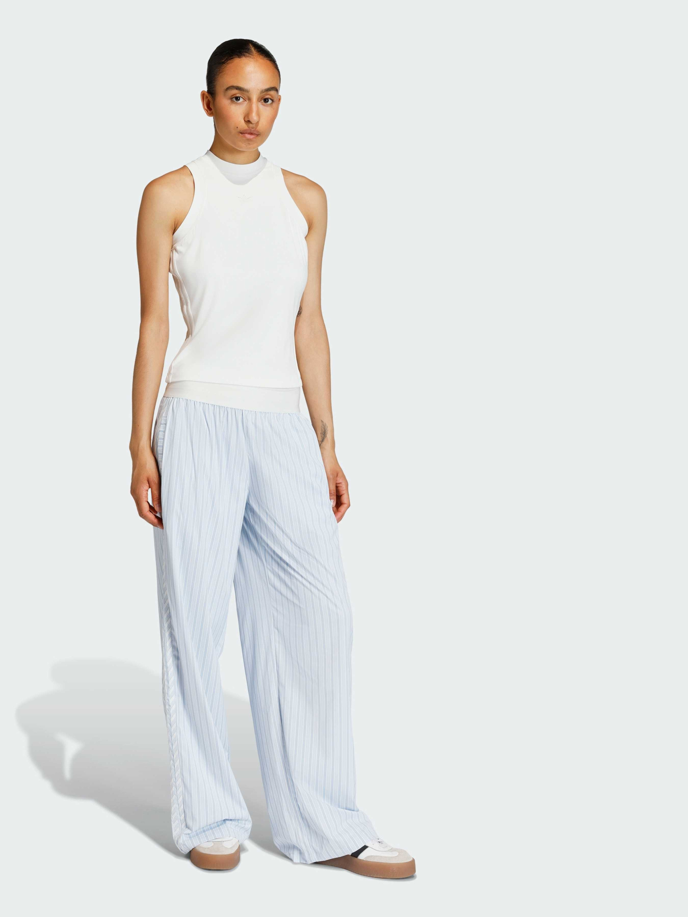 Повседневные штаны Adidas модель KE1073 Фото