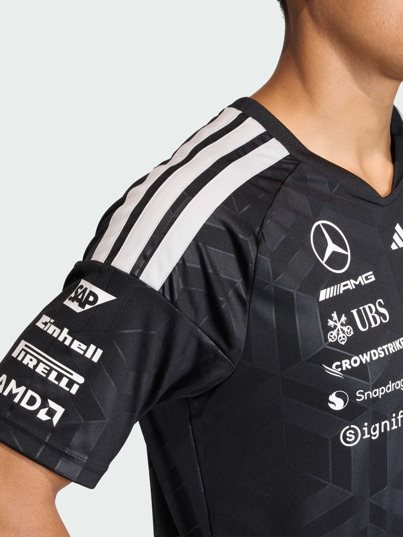 Спортивная футболка Adidas модель KF0161 Спортивная футболка Adidas модель KF0161 Фото