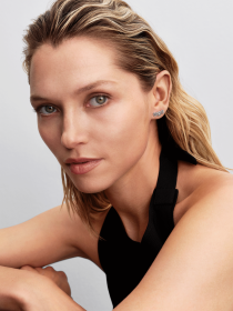 Серьги-гвоздики PANDORA модель 294411C01 Фото