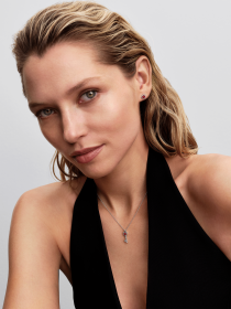 Серьги "Объемное красное сердце" модель 298427C04 Фото