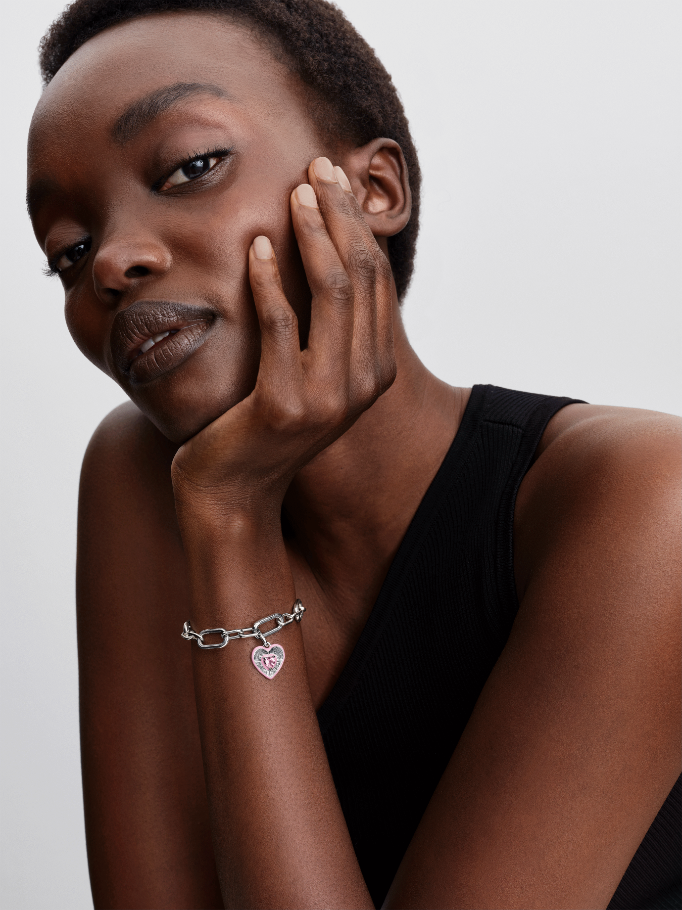 Медальоны PANDORA модель 794409C01 Фото