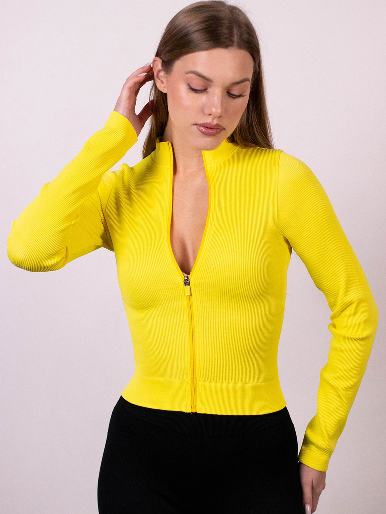 Giulia Женский лонгслив на молнии в рубчик Flex longsleeve "Bare" L96 модель UP-00003333 Giulia Женский лонгслив на молнии в рубчик Flex longsleeve "Bare" L96 модель UP-00003333 Фото