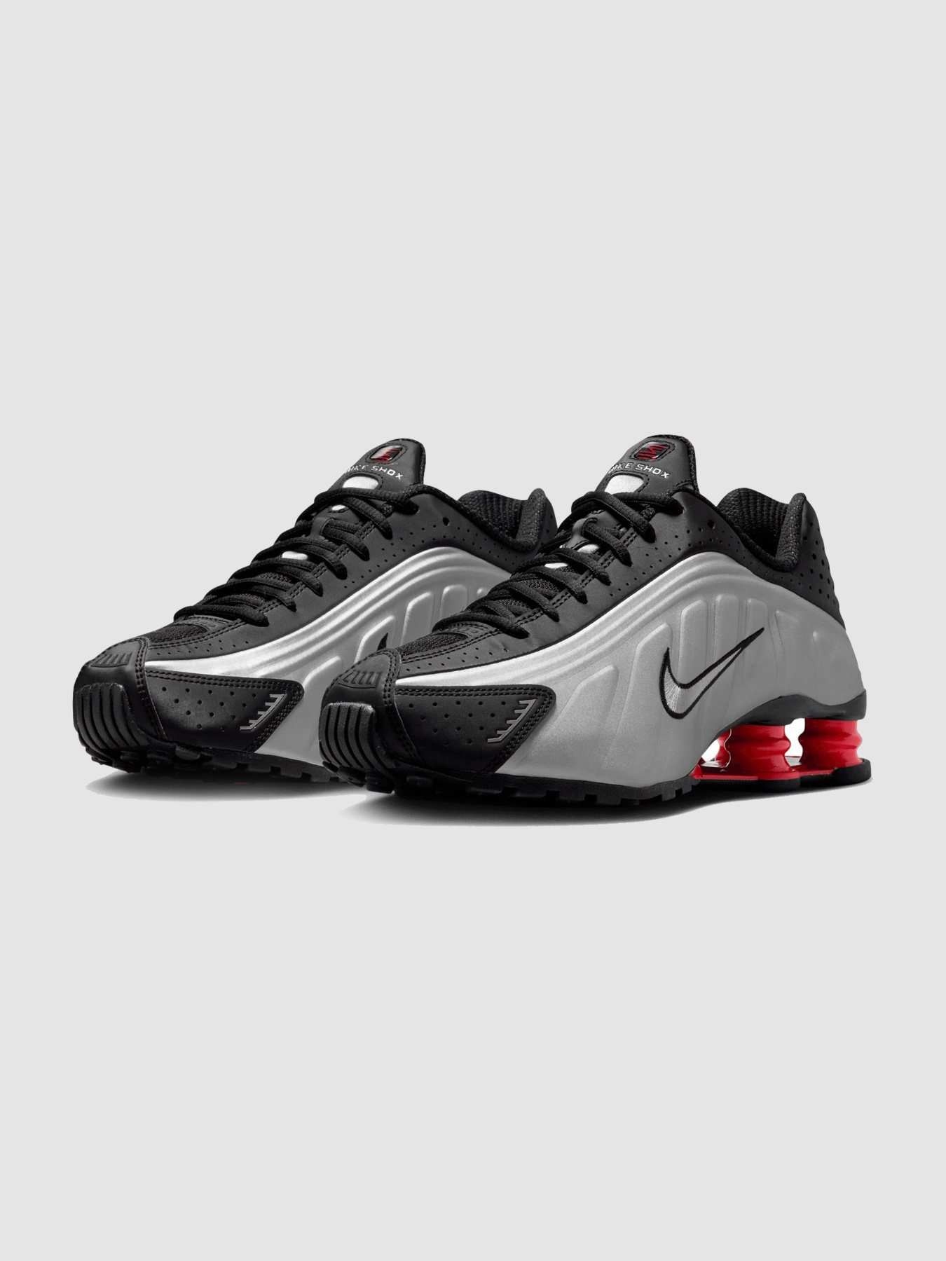 Кросівки повсякденні NIKE Shox R4 модель AR3565-011 Фото