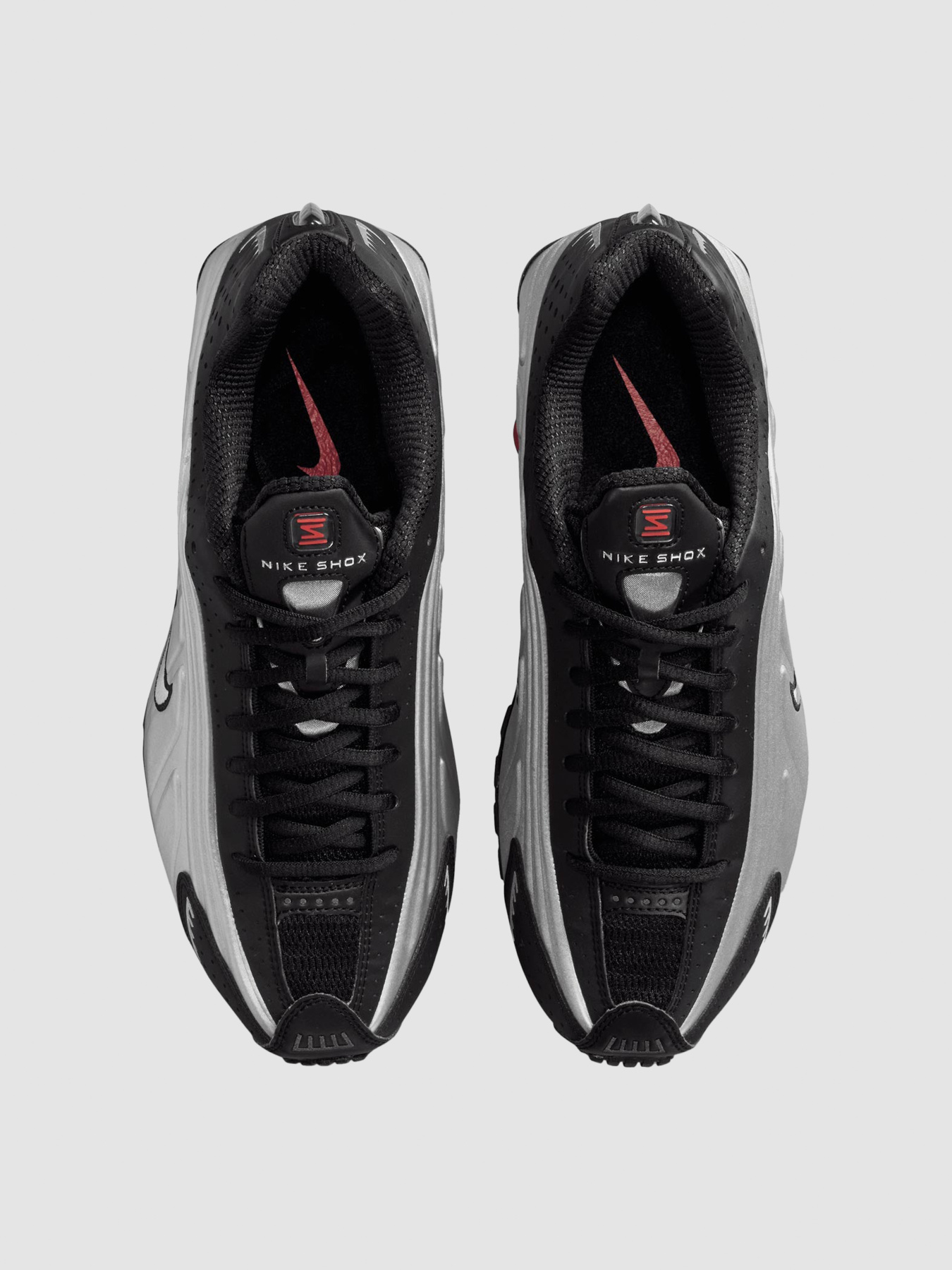 Кросівки повсякденні NIKE Shox R4 модель AR3565-011 Фото