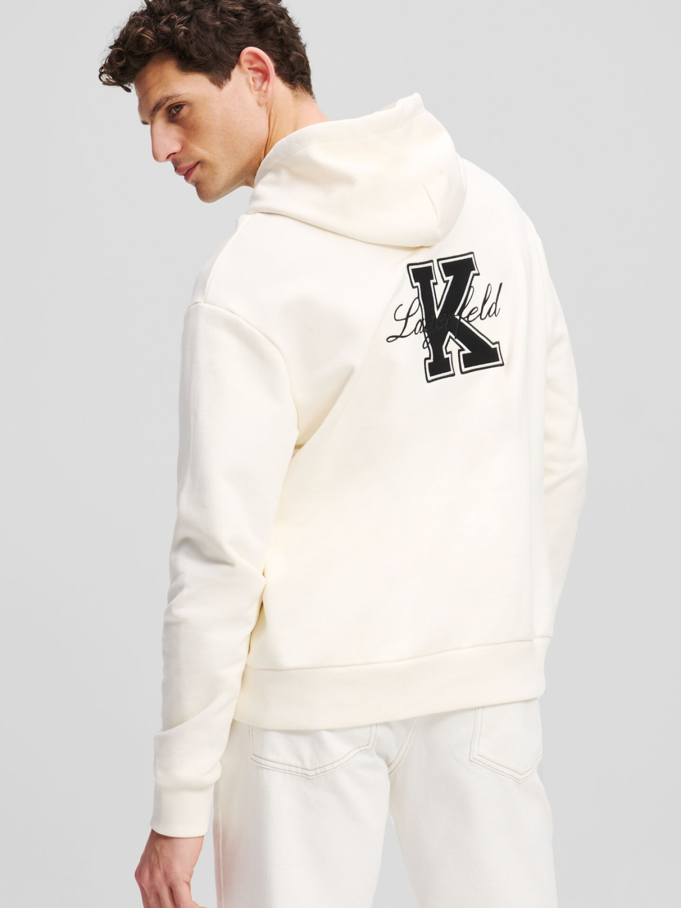 Мужское белое худи модель 552906.705127;60 Фото