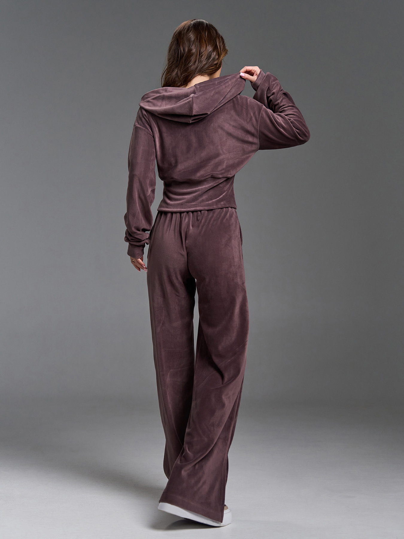 Спортивный костюм ISSA Plus модель SA-670_коричневый Фото