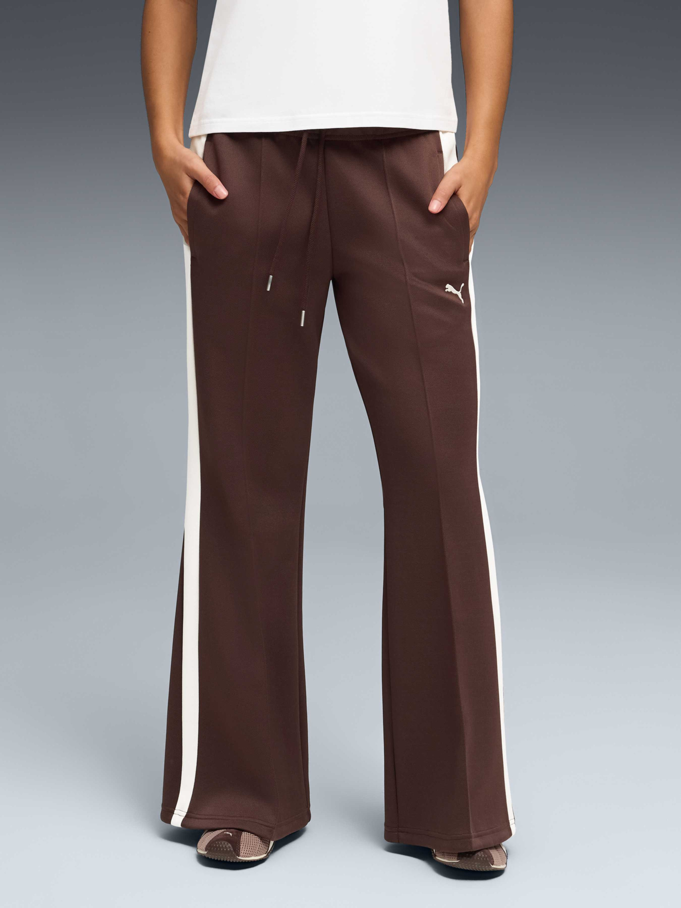 Штаны спортивные PUMA T7 Relaxed Flared Pants модель 636884 Штаны спортивные PUMA T7 Relaxed Flared Pants модель 636884 Фото