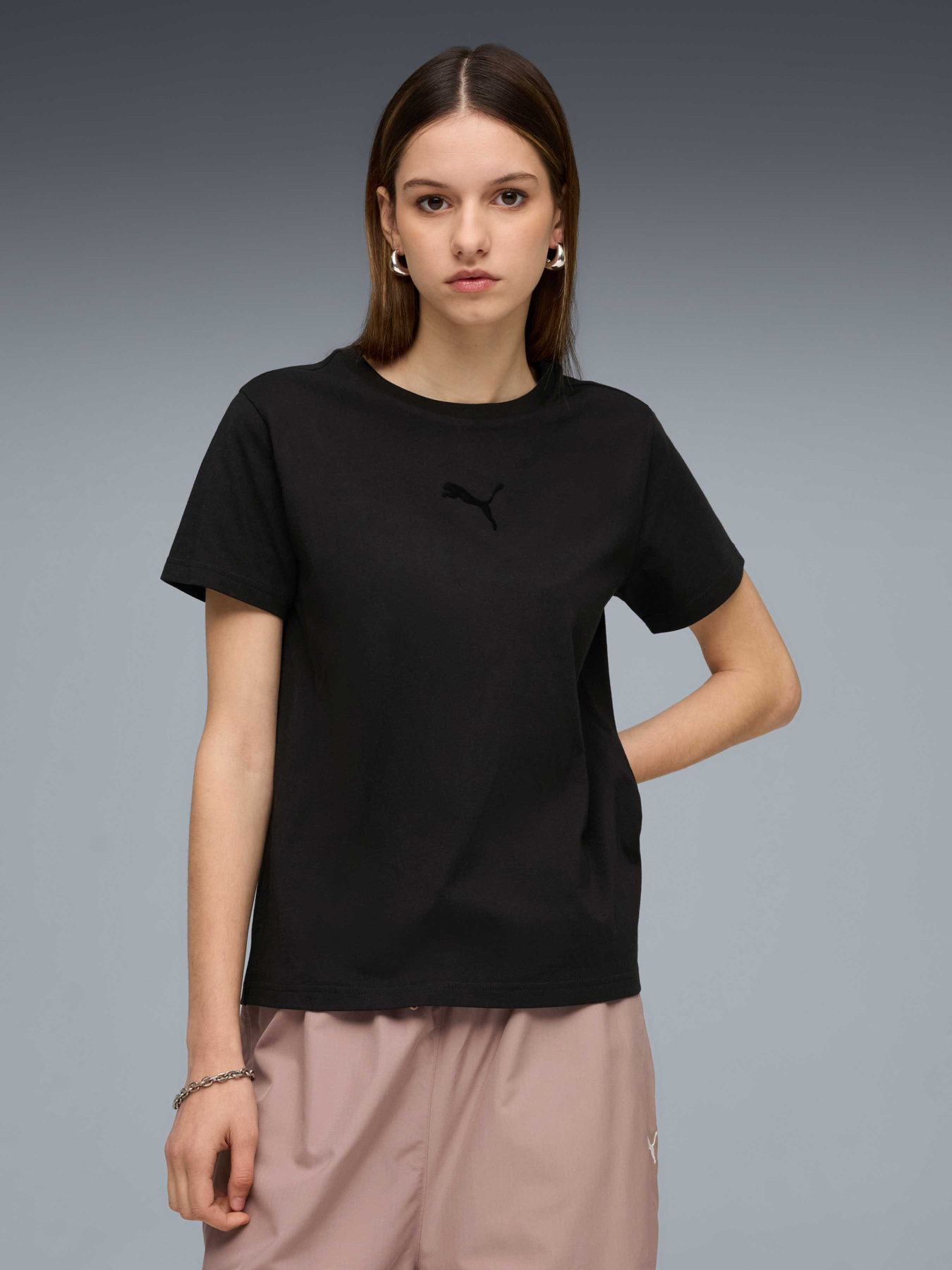 Футболка PUMA Ess Elevated Comfort Tee модель 634576 Футболка PUMA Ess Elevated Comfort Tee модель 634576 Фото