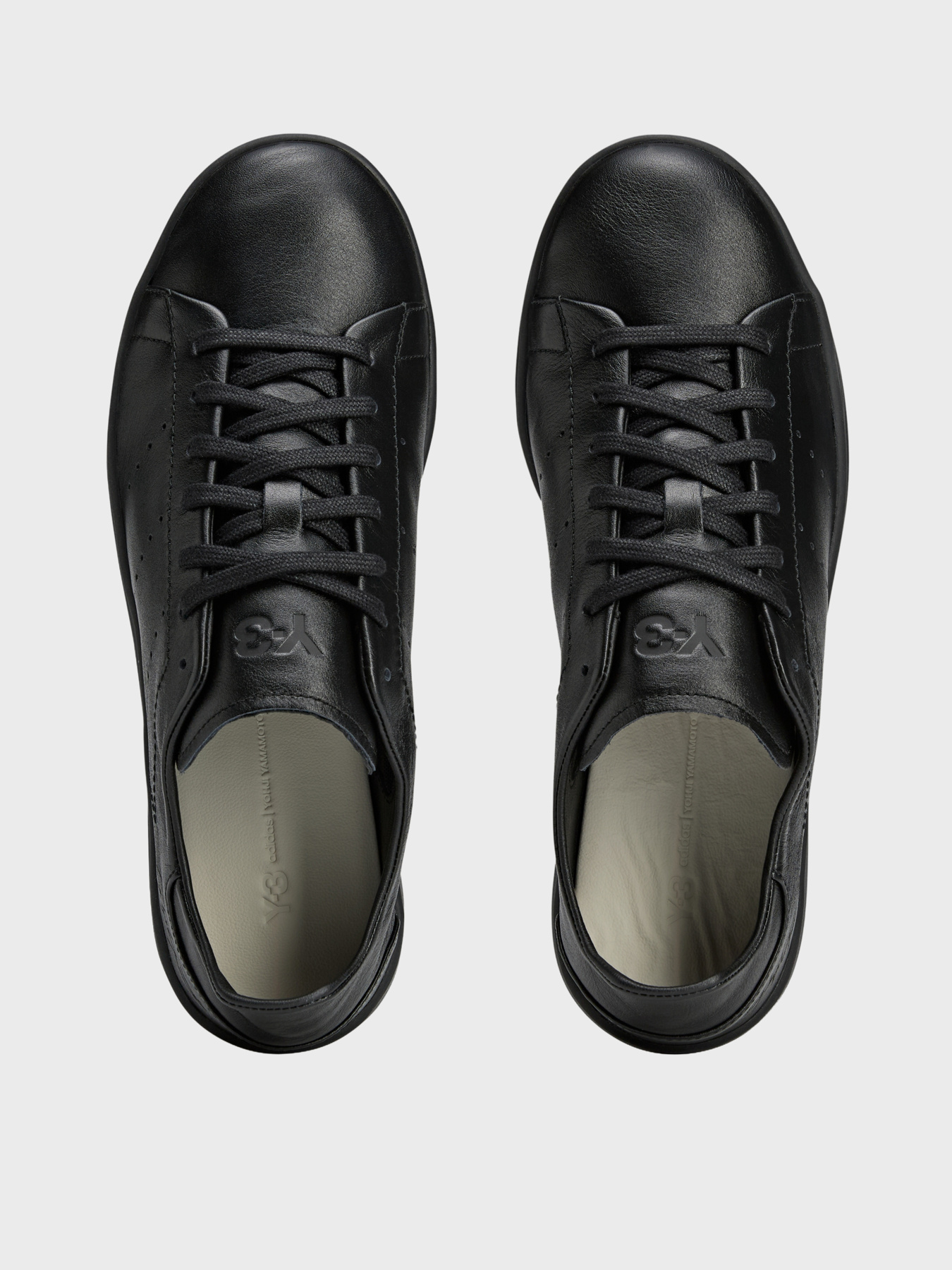 Кросівки Y-3 Stan Smith модель JR4218 Кросівки Y-3 Stan Smith модель JR4218 Фото