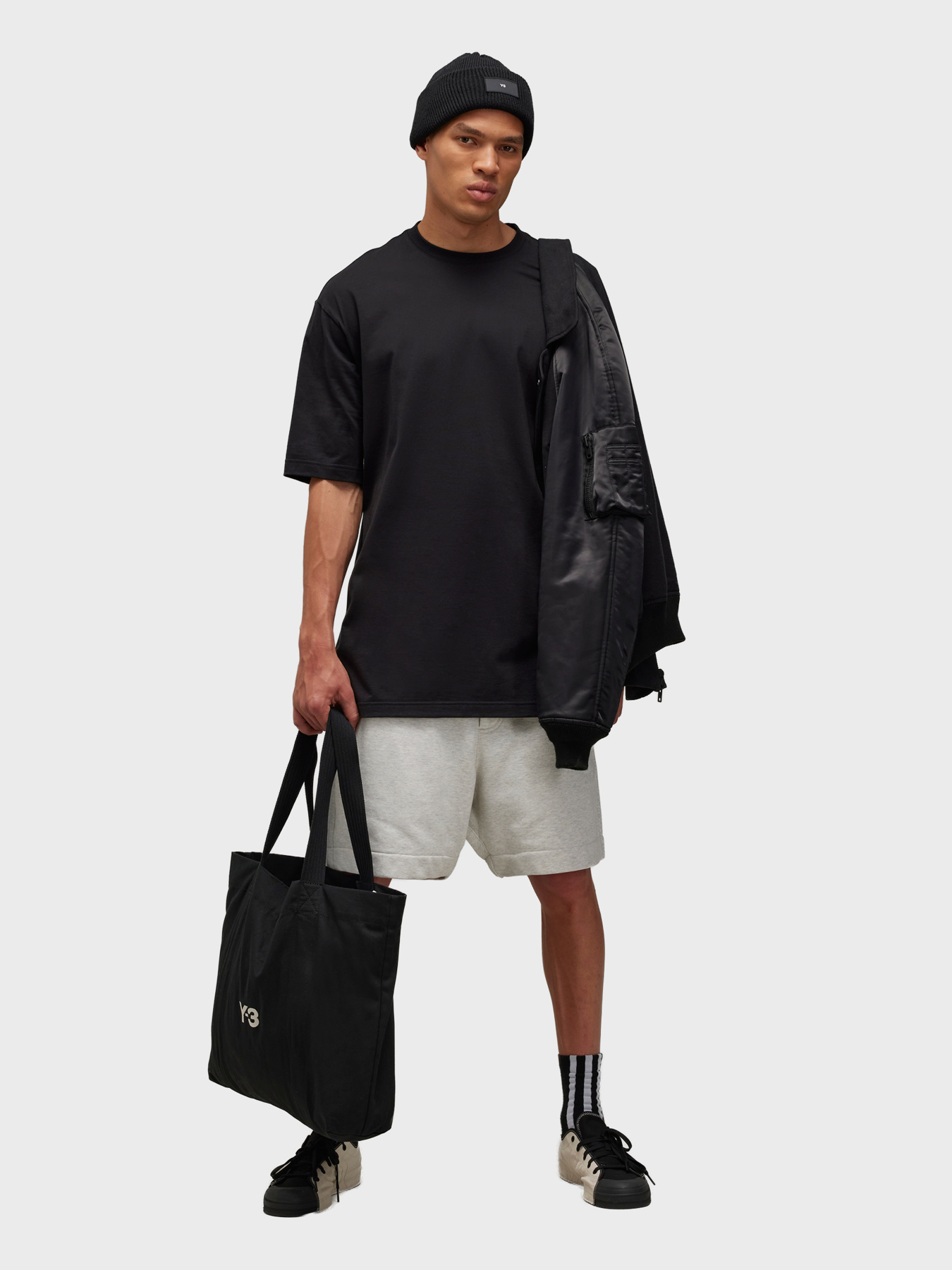 Футболка Adidas модель IW0071 Футболка Adidas модель IW0071 Фото