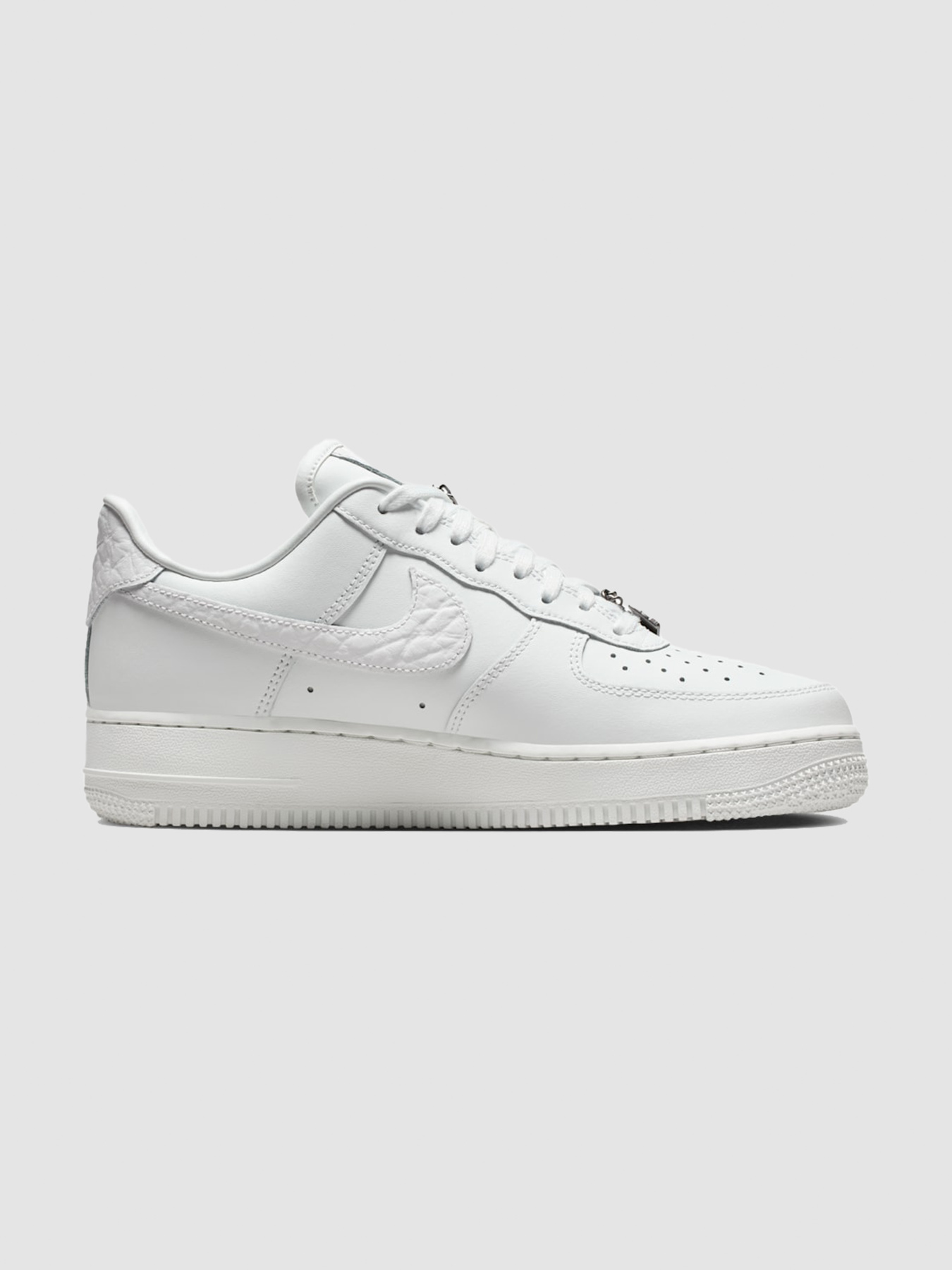 Кроссовки женские Nike Air Force 1 '07 Low (IM6485-121) модель IM6485-121 Фото