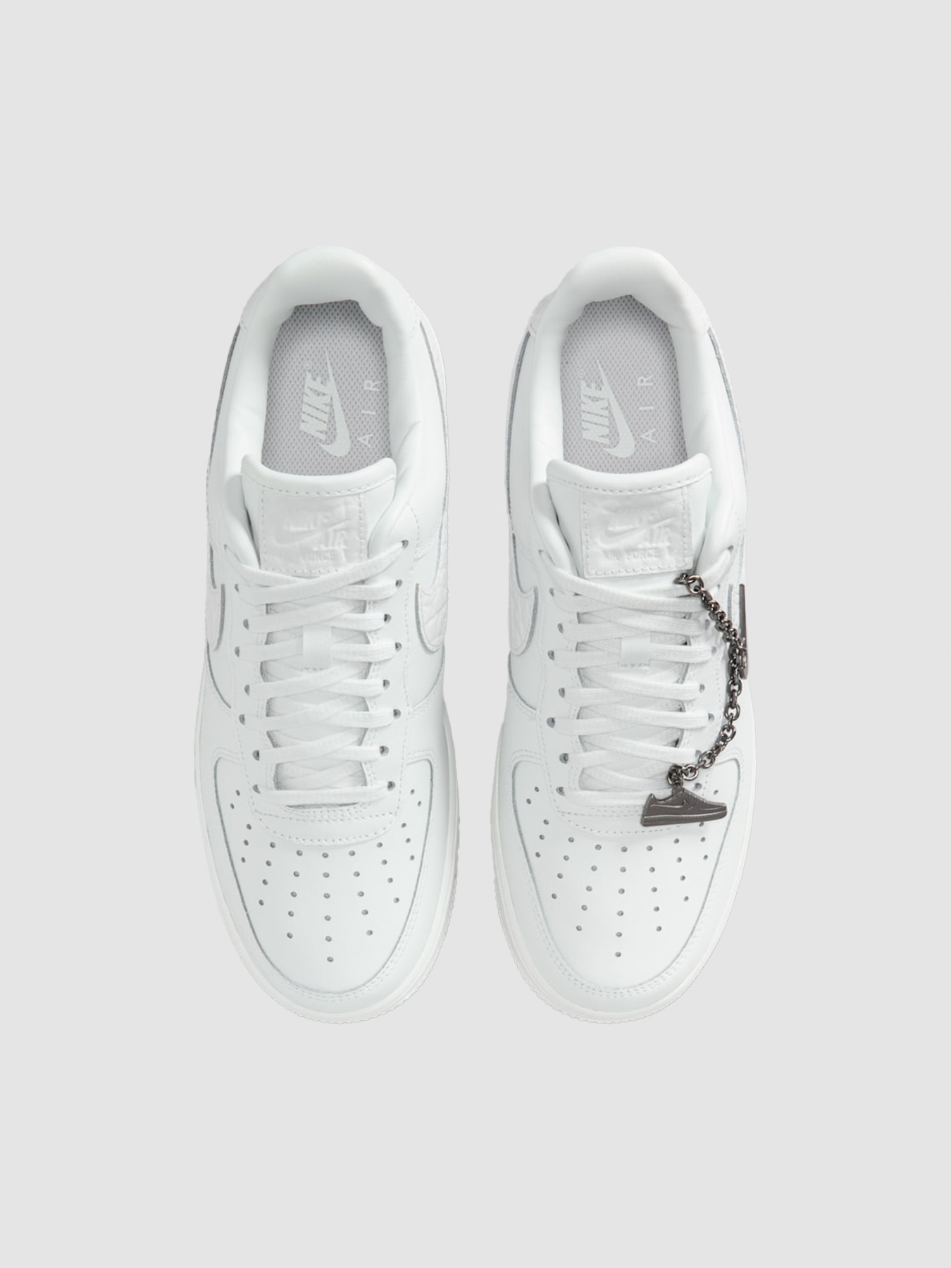 Кроссовки повседневные NIKE Air Force 1 '07 Low модель IM6485-121 Фото