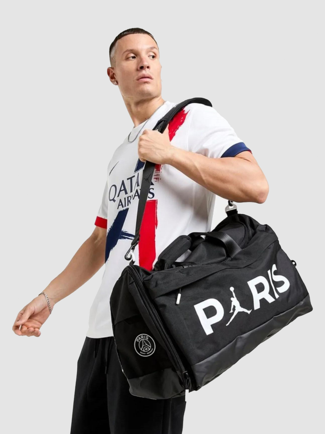 Дорожная сумка Jordan СпорParis Saint-Germain Duffle Bag (62.5L) модель MM0995-023 Дорожная сумка Jordan СпорParis Saint-Germain Duffle Bag (62.5L) модель MM0995-023 Фото