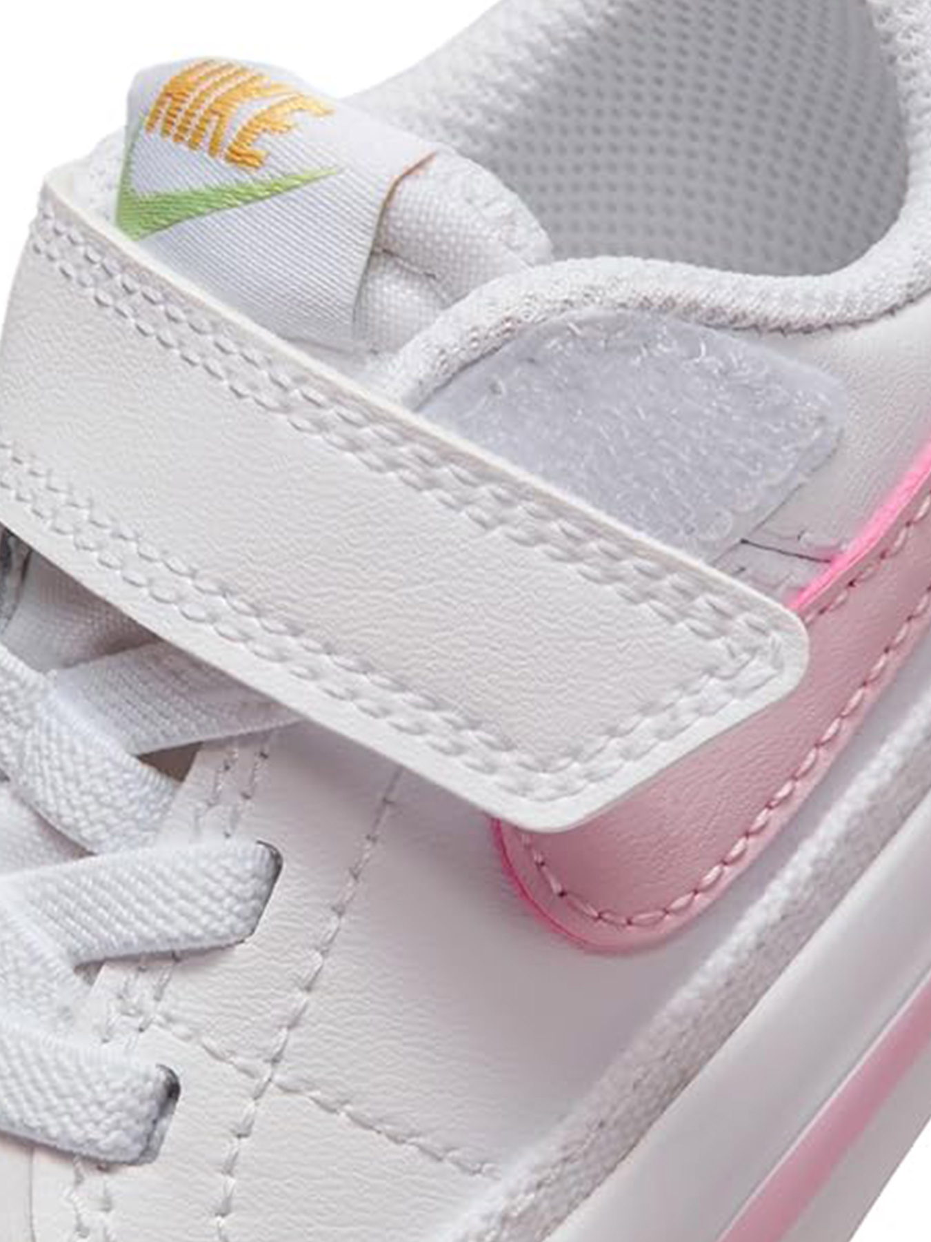 Кроссовки NIKE модель DA5382-115 Фото