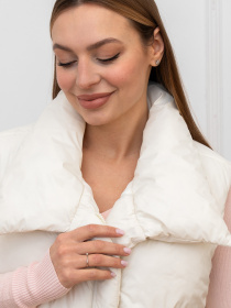 Жилетка демисезонная женская модель 1150-BM-milk Фото
