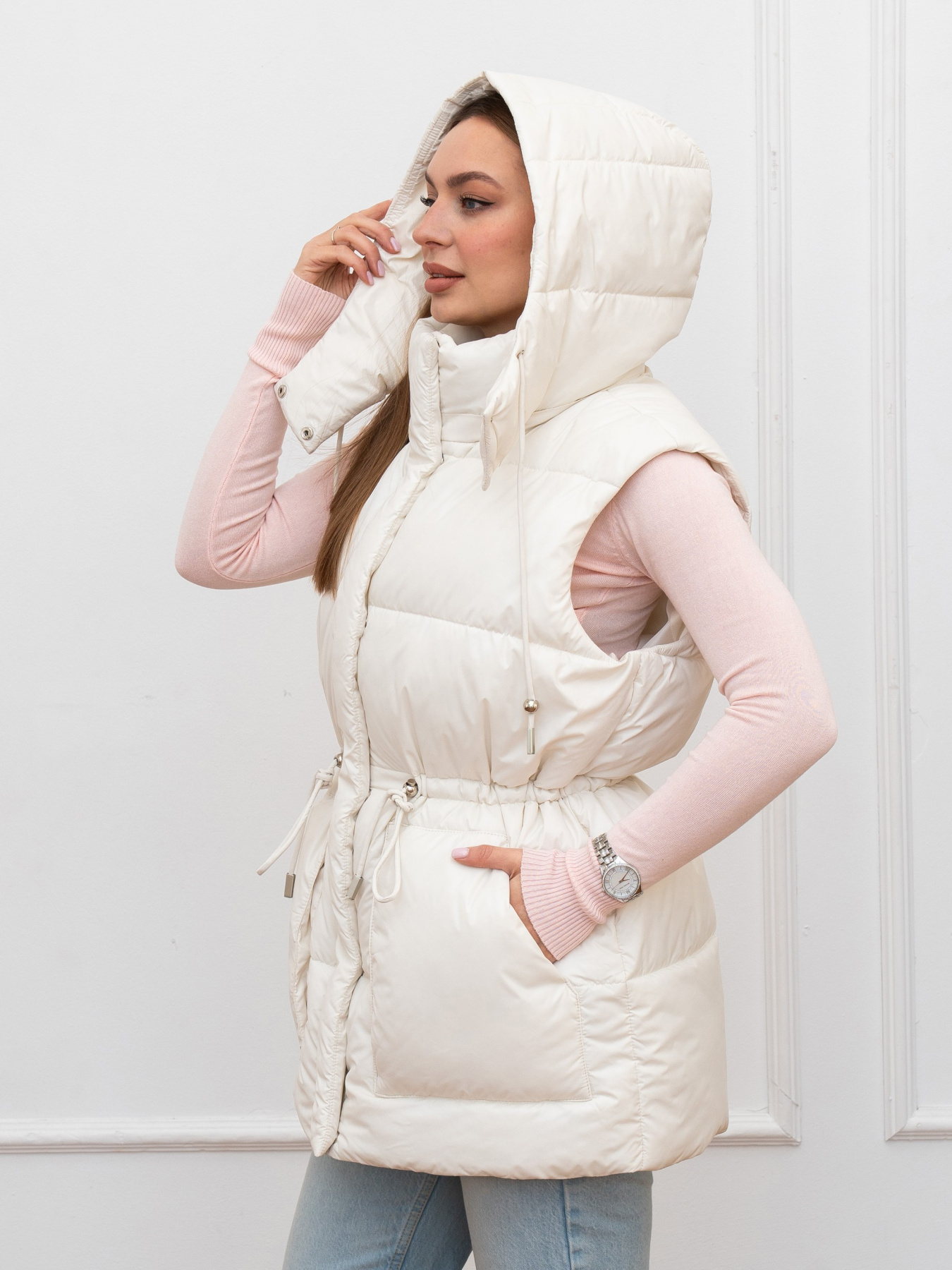 Утепленный жилет UVENTUM модель 1155-BM-milk Фото