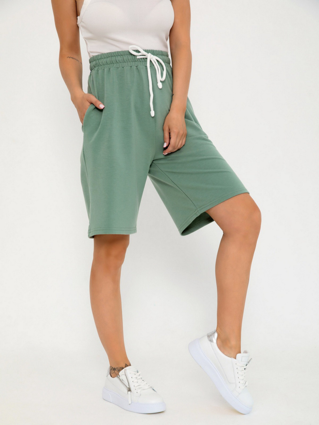 Повсякденні шорти ISSA Plus модель 12792_olive Повсякденні шорти ISSA Plus модель 12792_olive Фото