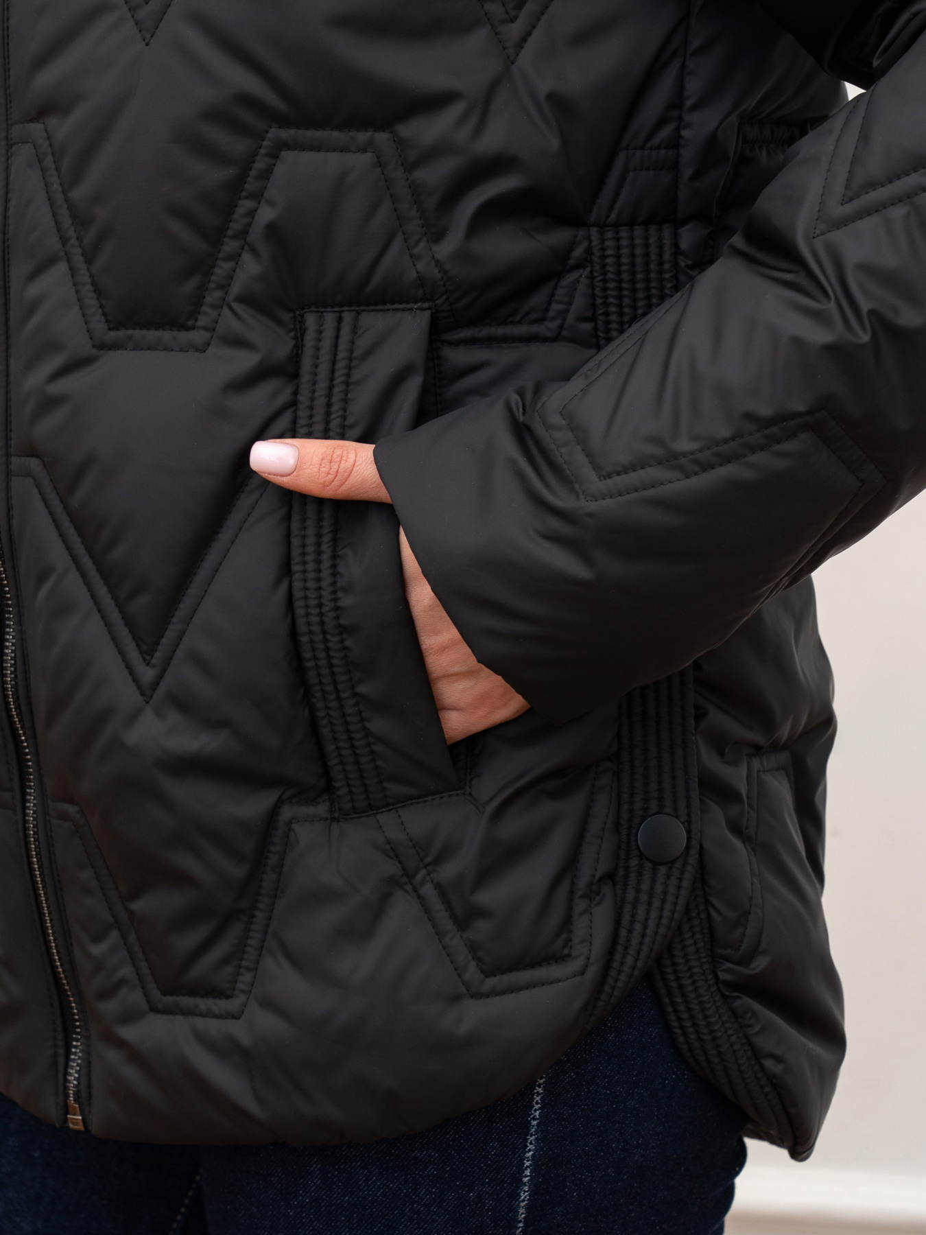 Демисезонная куртка UVENTUM модель 990-BM-BLC Фото