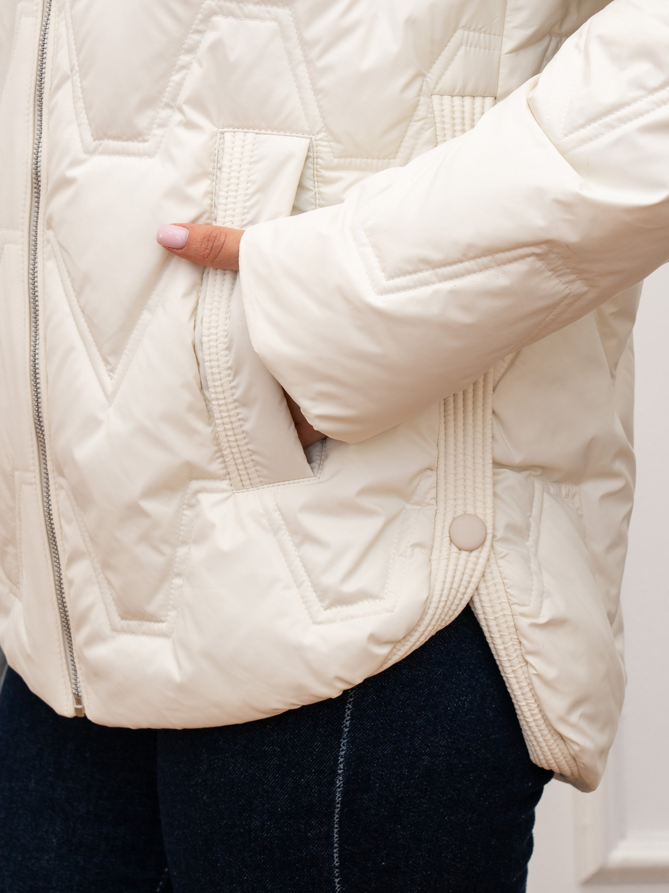 Демисезонная куртка UVENTUM модель 990-BM-milk Фото