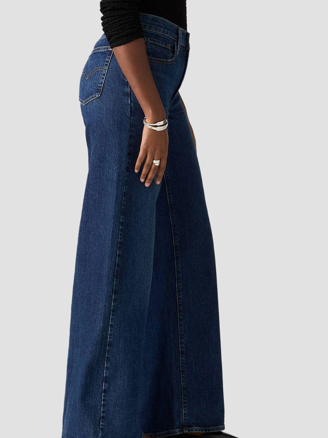 Джинсы LEVIS модель 0039B;0004 Фото