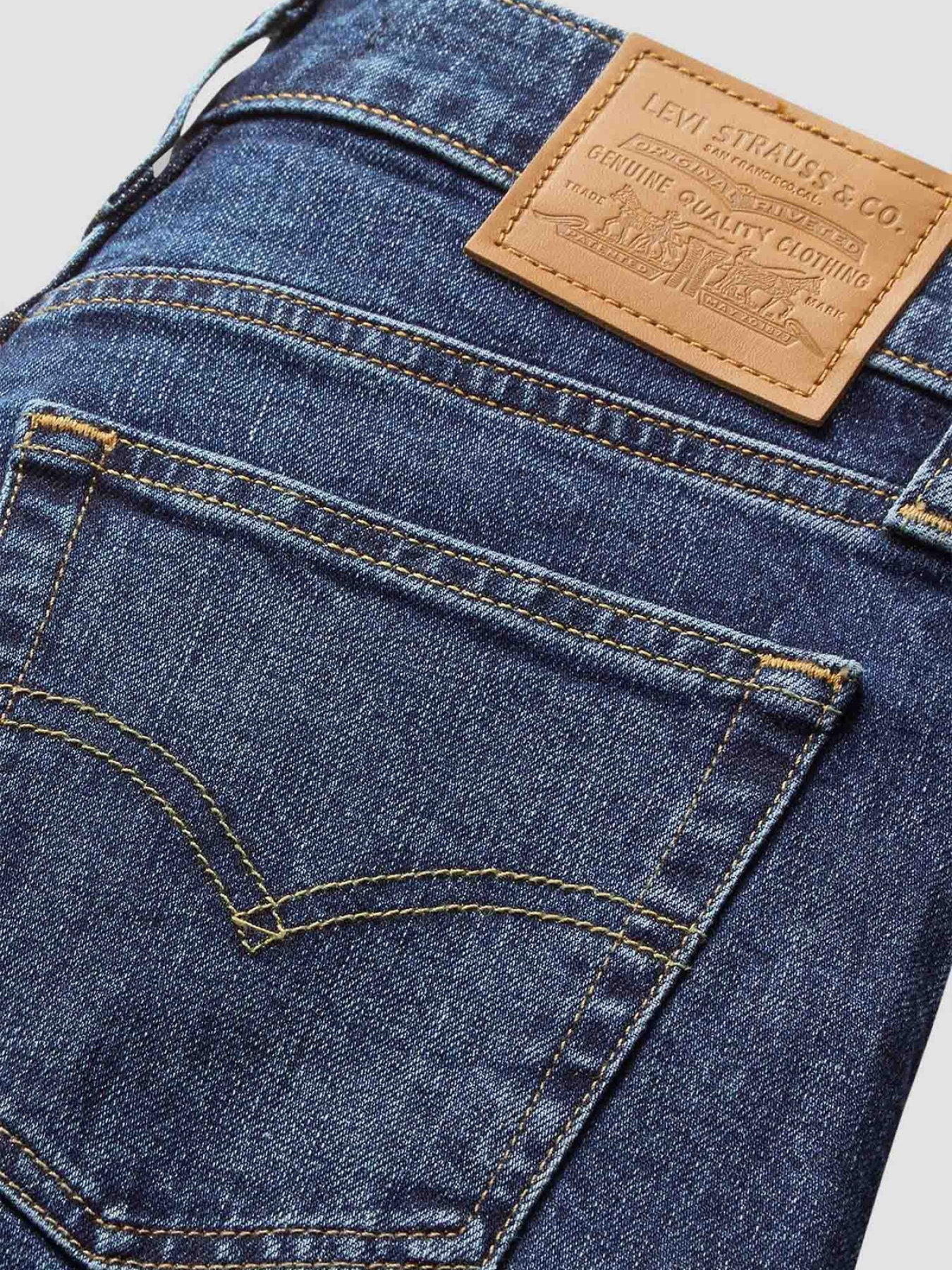 Джинсы LEVIS модель 0039B;0004 Фото