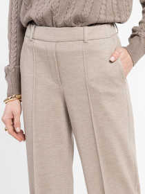 Брюки жіночі W01.02.17.611 Arber бежеві прямі трикотажні зі стрілками модель W01.02.17.611 Брюки жіночі W01.02.17.611 Arber бежеві прямі трикотажні зі стрілками модель W01.02.17.611 Фото