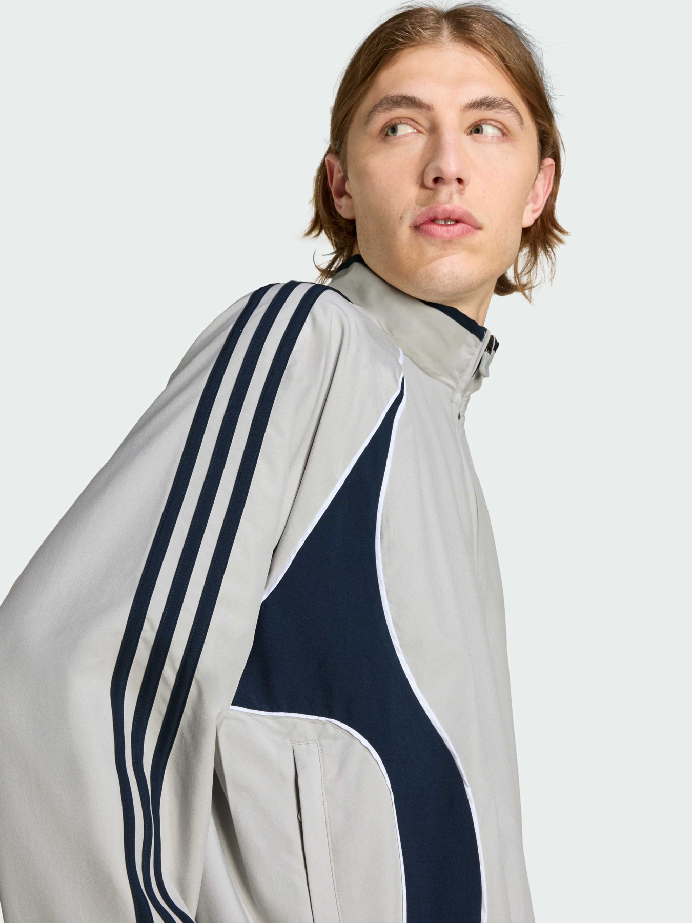 Вітровка Adidas Adicolor модель KD5856 Вітровка Adidas Adicolor модель KD5856 Фото