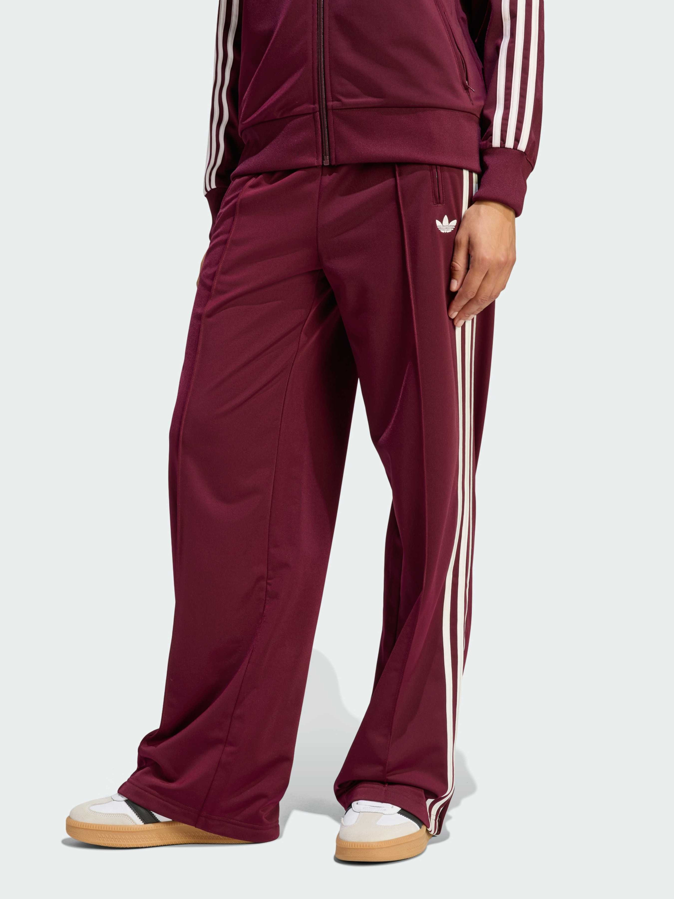 Повсякденні штани Adidas Adicolor модель KD3659 Фото