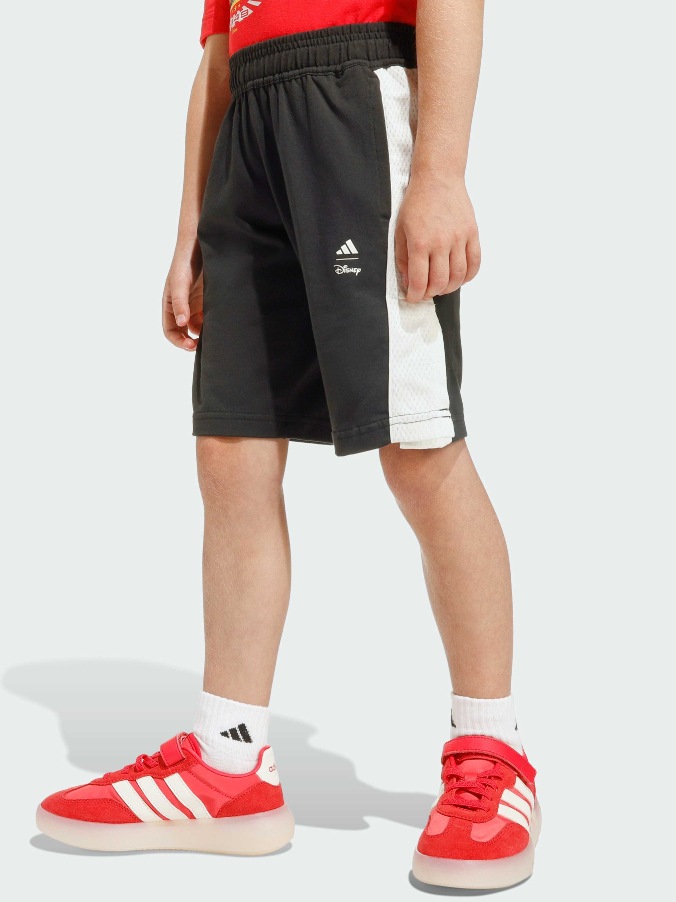 Спортивный комплект Adidas x Disney модель JZ7672 Спортивный комплект Adidas x Disney модель JZ7672 Фото