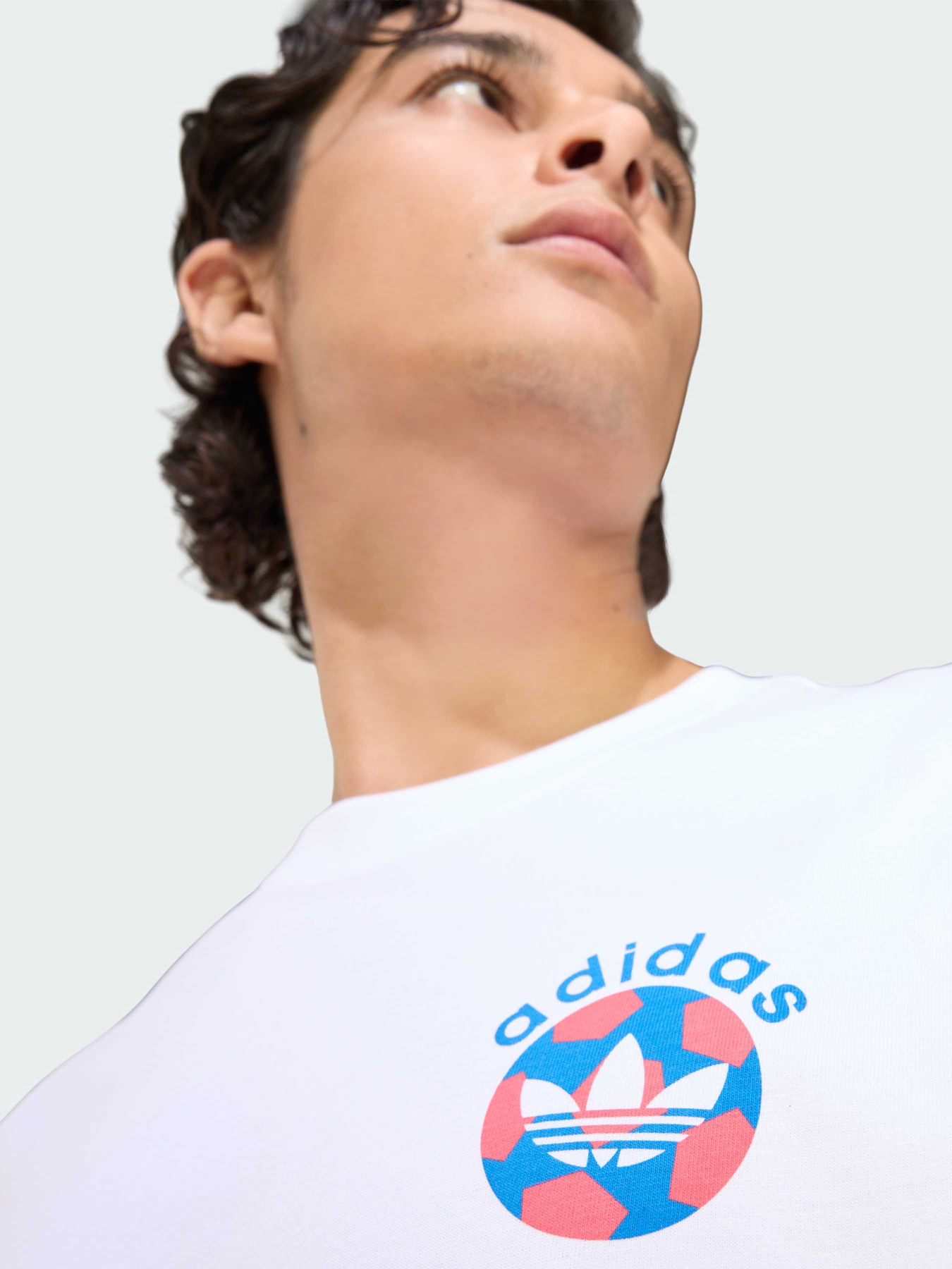 Футболка Adidas Graphics модель KD1424 Фото