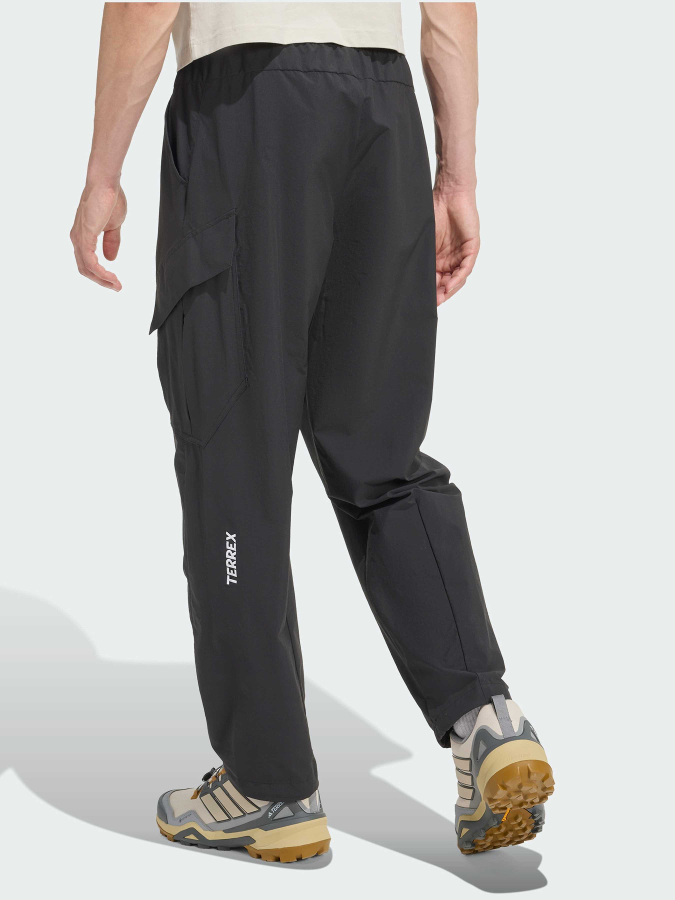 Штаны спортивные Adidas модель KE4998 Штаны спортивные Adidas модель KE4998 Фото