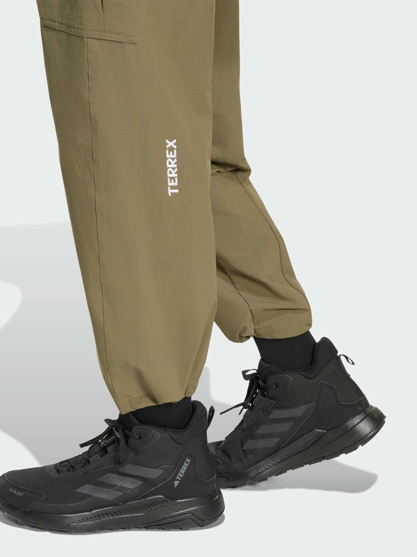 Штаны спортивные Adidas модель KE5001 Штаны спортивные Adidas модель KE5001 Фото