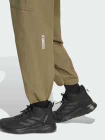 Штаны спортивные Adidas модель KE5001 Штаны спортивные Adidas модель KE5001 Фото