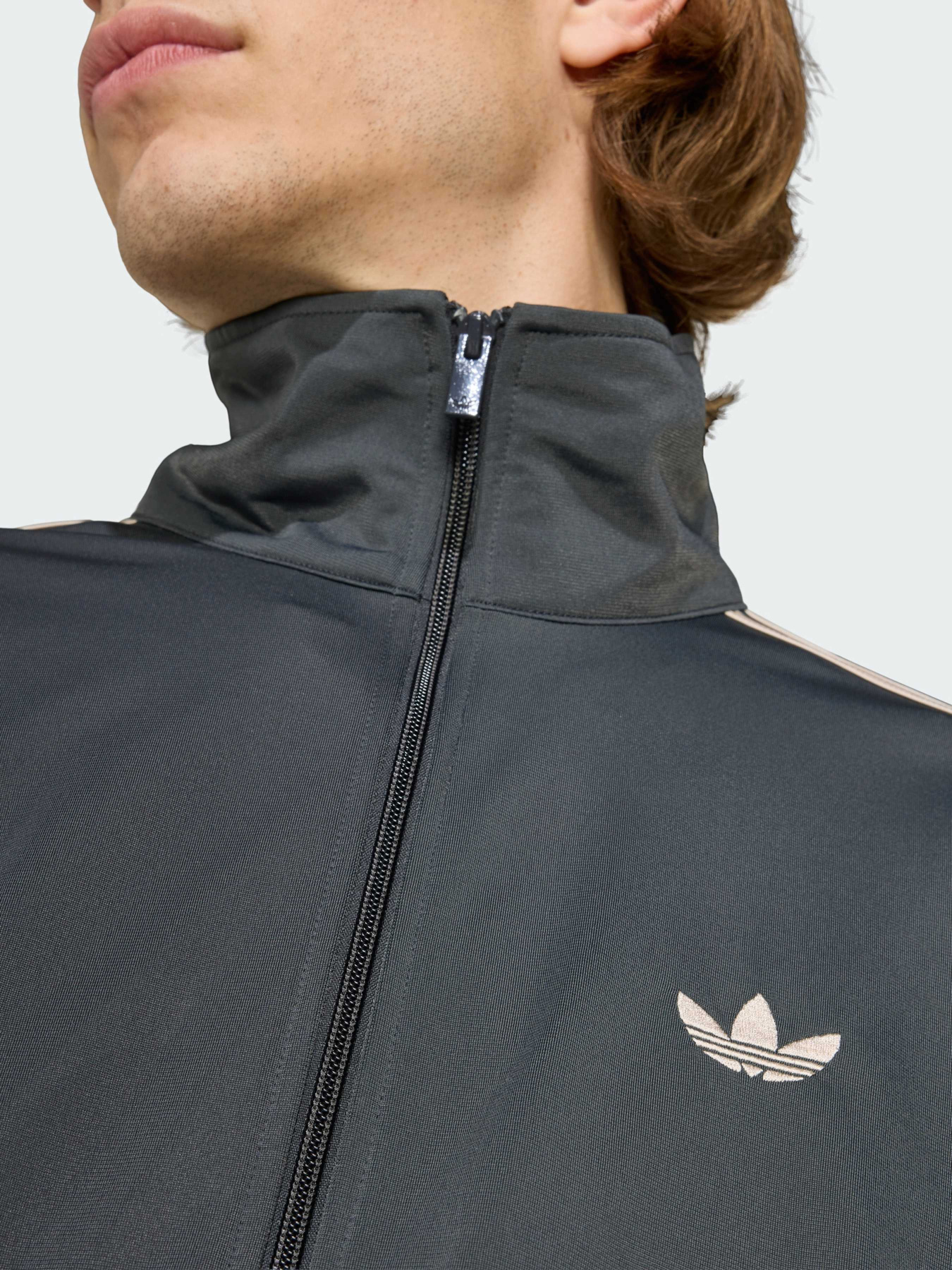 Кофта Adidas Adicolor модель KE1641 Фото