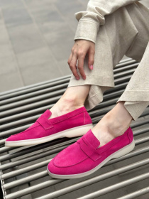 Лоферы из натуральной замши на кожаной стельке фигурная перемычка Фуксия (154-23/1056) модель P_142401-S40_147123 Фото