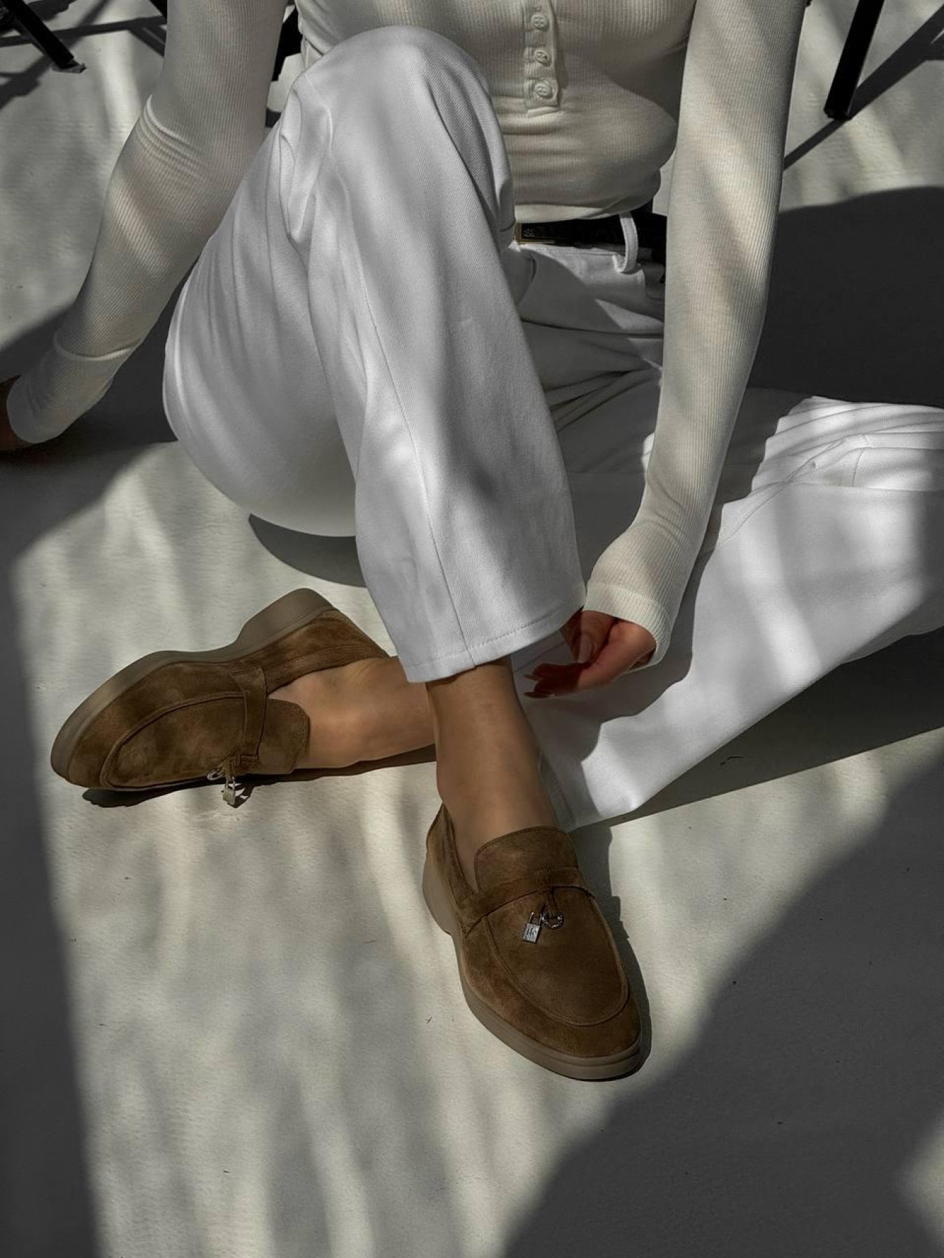 Лоферы из натуральной замши на кожаной стельке узкая перемычка Дерево (154/хилари2) модель P_194851-S36_194851 Фото