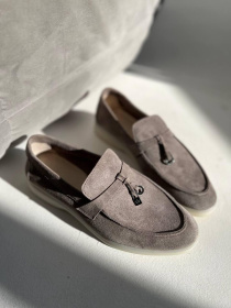 Лоферы из натуральной замши на кожаной стельке узкая перемычка/замок и кольцо Моко серый (154/хилари2) модель P_207780-S39_207810 Фото