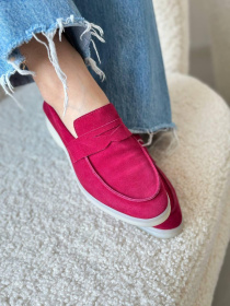 Лоферы из натуральной замши на кожаной стельке фигурная перемычка Вишня (154-20/Хилари2) модель P_149745-S38_152769 Фото