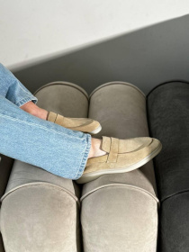 Лофери з натуральної замші на шкіряній устілці Світлий беж (154/Хіларі2) модель P_228747-S35_228747 Фото